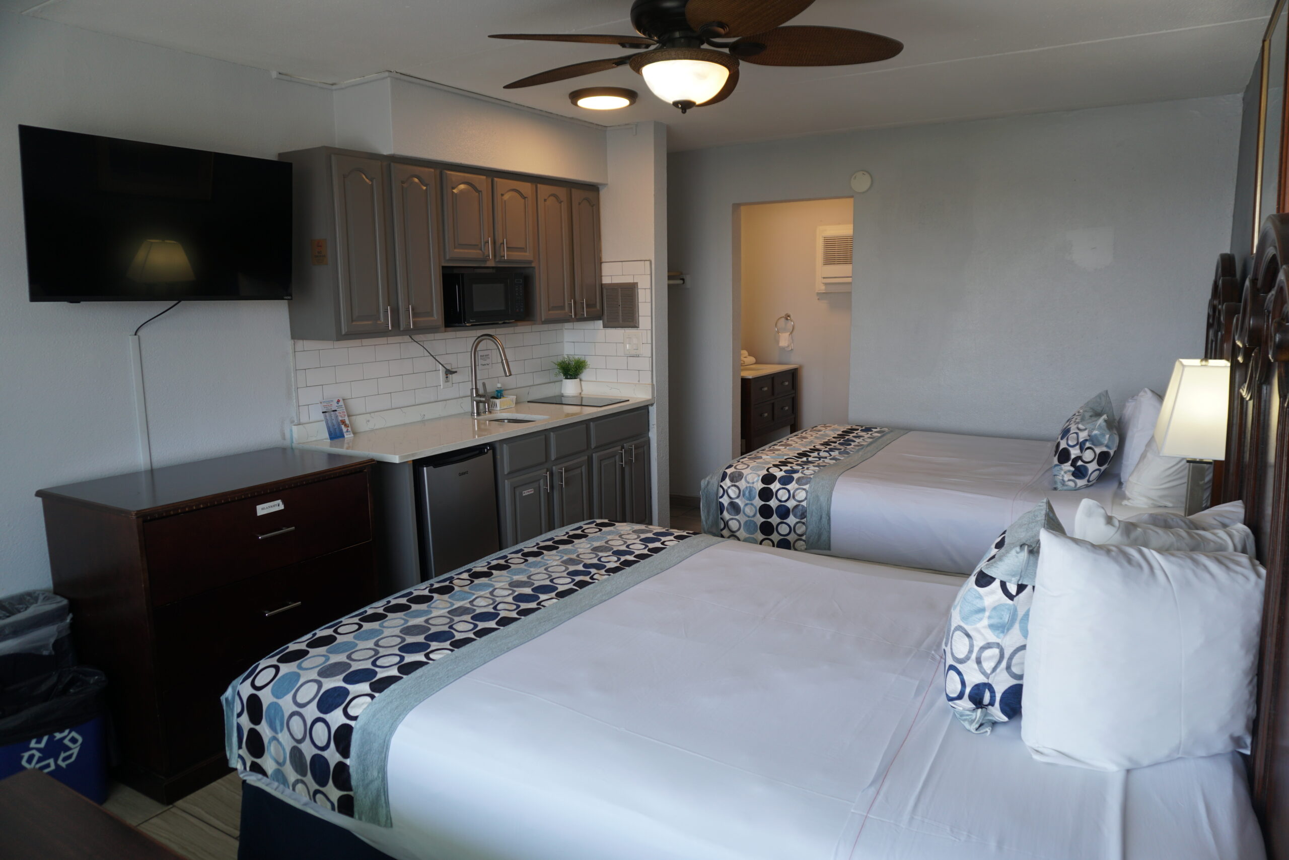 Sunset Beach Hotel, Wildwood NJ